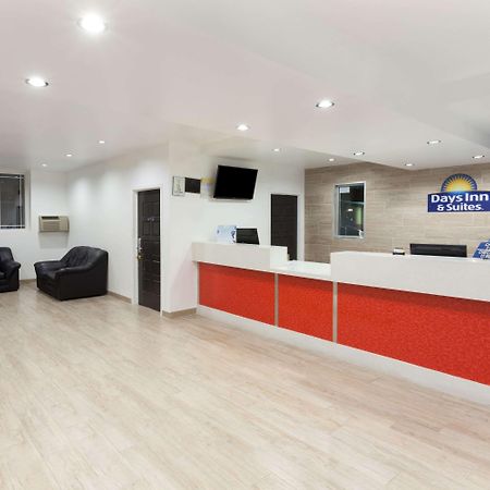 Days Inn By Wyndham Mission Valley-Sdsu San Diego Buitenkant foto